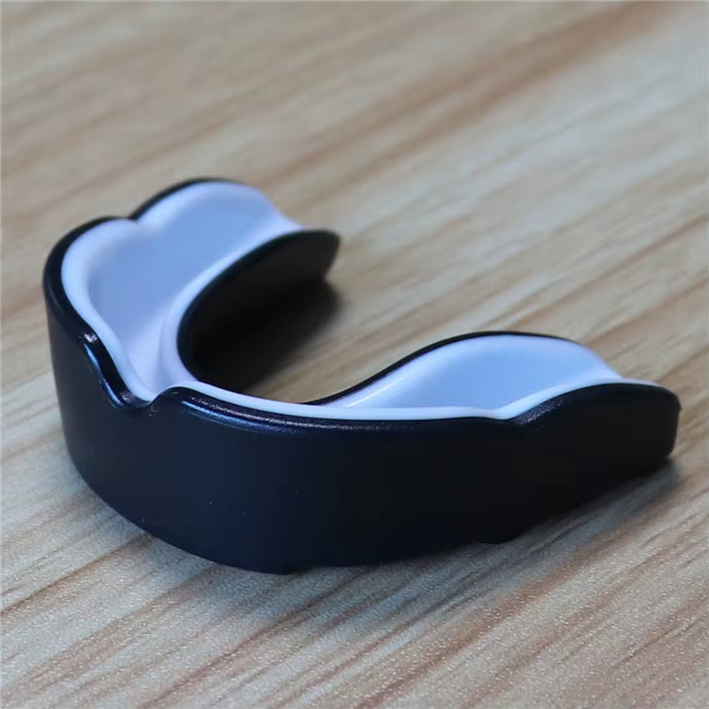 Boxing Gum Shield Mouth Guard Mouthguard Slim Fit for Football Wrestling Hockey Lacrosse Boxing for Contact Combat Sport Equip