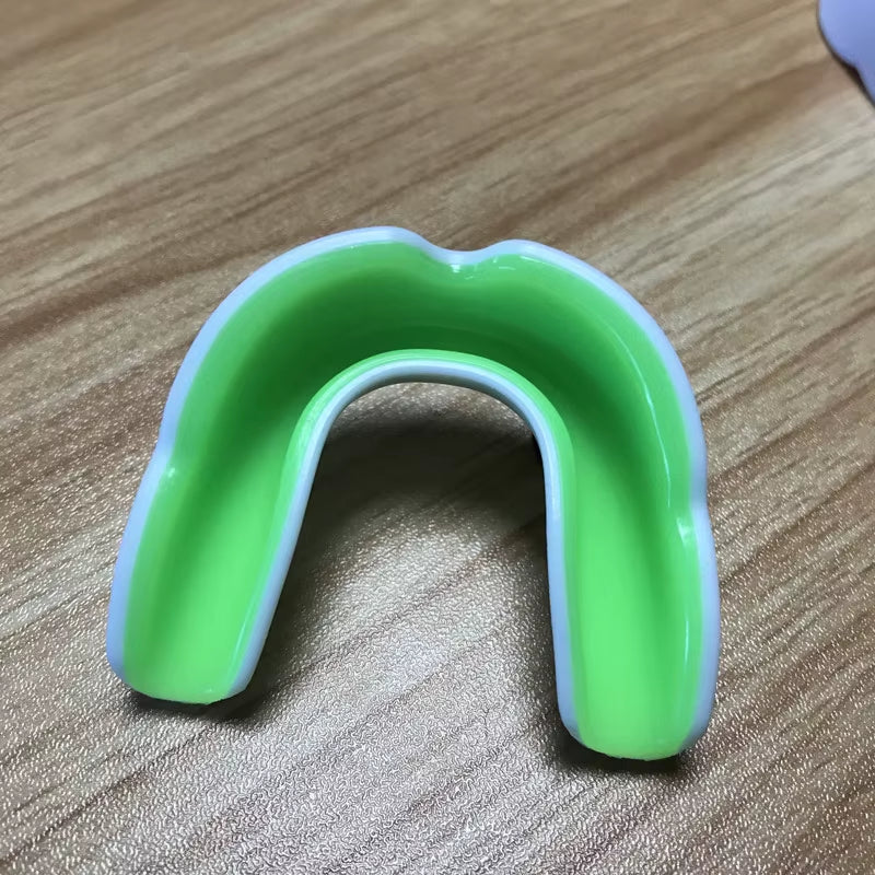 Boxing Gum Shield Mouth Guard Mouthguard Slim Fit for Football Wrestling Hockey Lacrosse Boxing for Contact Combat Sport Equip